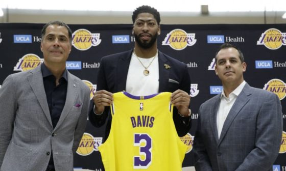 Anthony_Davis_Lakers_Offseason_AP3